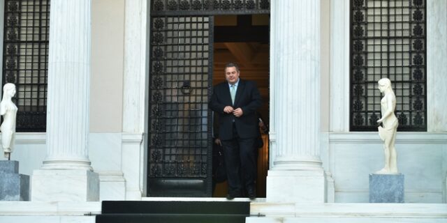 Καμμένος: “Σενάριο επιστημονικής φαντασίας” η αποχώρηση από την κυβέρνηση