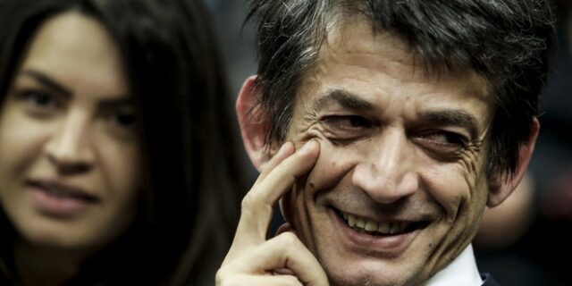 ΝΔ: Ο Καρανίκας θέλει να κάνει την Ελλάδα έναν απέραντο μπάφο