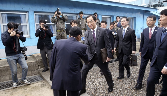 Η πρώτη διάσκεψη Νότιας και Βόρειας Κορεάς μετά από 10 και πλέον χρόνια