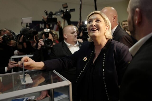 Επανεξελέγη στο ‘τιμόνι’ του Εθνικού Μετώπου η Μαρίν Λεπέν