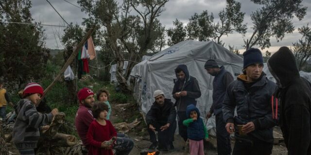 New York Times: Λέσβος, το νησί της απελπισίας