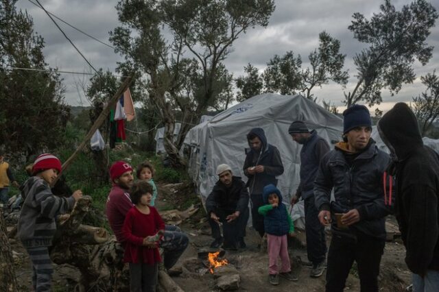 New York Times: Λέσβος, το νησί της απελπισίας