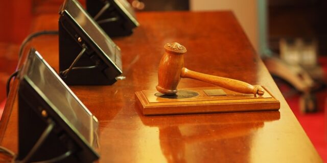 Φρίκη χωρίς όρια: Έπνιγε τα νεογέννητα μωρά της και τα έκρυβε στο ψυγείο