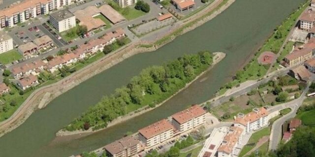 Μηχανή του χρόνου: Το μοναδικό νησί στον κόσμο που ανήκει από έξι μήνες σε δύο χώρες