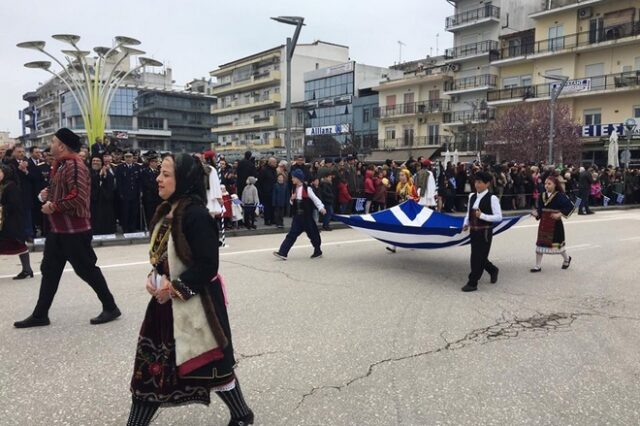25η Μαρτίου: Παρέλαση στην Ορεστιάδα στη σκιά της κράτησης των δύο