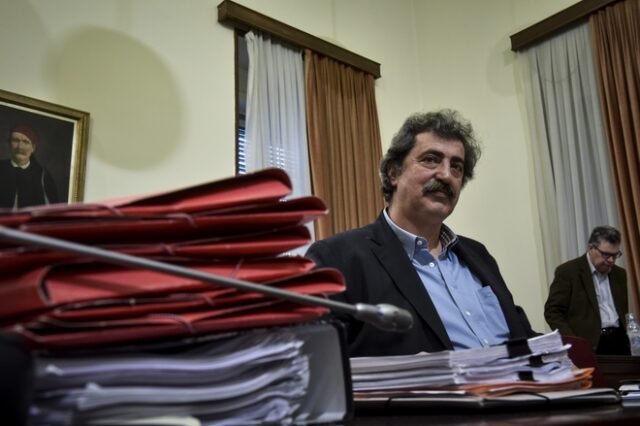 Εξεταστική: Κατάθεση πλαστού εγγράφου για το ΚΕΕΛΠΝΟ καταλογίζει στη ΝΔ ο Πολάκης