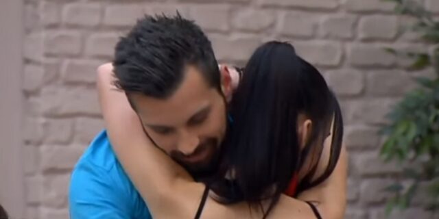 Power Of Love: Ο Ανδρέας έκανε την Τζούλια να κλάψει και οι κοπέλες τον έδιωξαν από το παιχνίδι