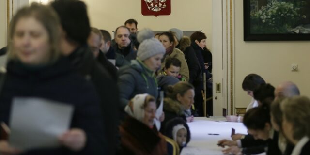 Ρωσικές εκλογές: Εκλογικές παραβάσεις καταγγέλλει η αντιπολίτευση