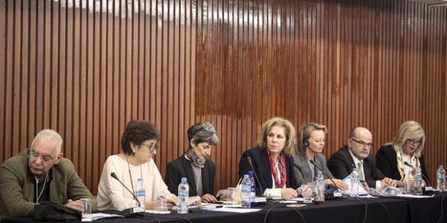 Το …βρετανικό χιούμορ στο συνέδριο του Κινήματος Αλλαγής