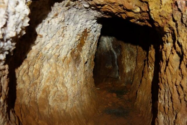 Εντυπωσιακές εικόνες από την πρώτη εξερεύνηση του σπηλαιορυχείου Πέρνης Καβάλας