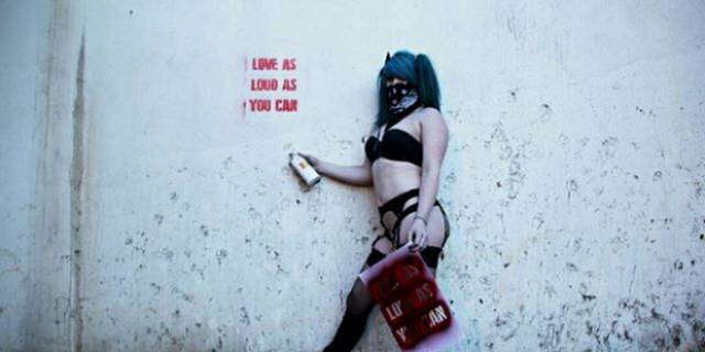 Ένας φωτογράφος απαθανατίζει strippers όπως δεν έχεις ξαναδεί