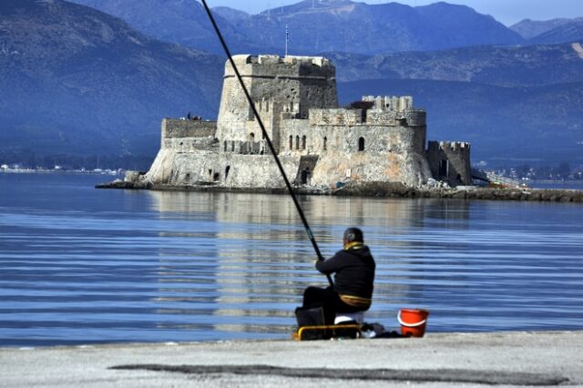 Ανεβαίνει η θερμοκρασία το επόμενο τριήμερο