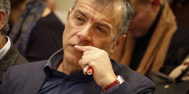 Θεοδωράκης: Να αντισταθούμε στην φθορά και τελικά στον θάνατο