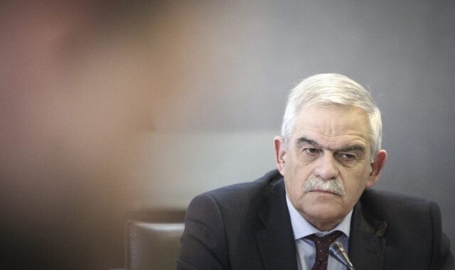 Ψάχνει αστυνομικούς για περιπολίες στο κέντρο της Αθήνας ο Τόσκας