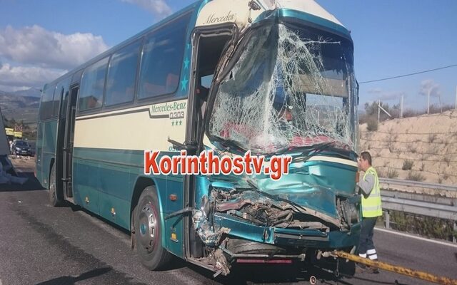 Τροχαίο με τραυματίες στην εθνική Κορίνθου-Τριπόλεως: Σύγκρουση ΚΤΕΛ με φορτηγό