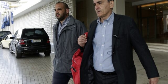 Προθεσμία ως τον Ιούνιο για την τέταρτη αξιολόγηση