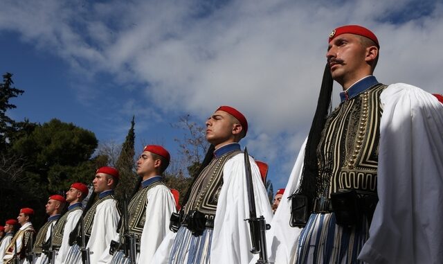 25η Μαρτίου: Μηνύματα ενότητας απ’ τους πολιτικούς αρχηγούς