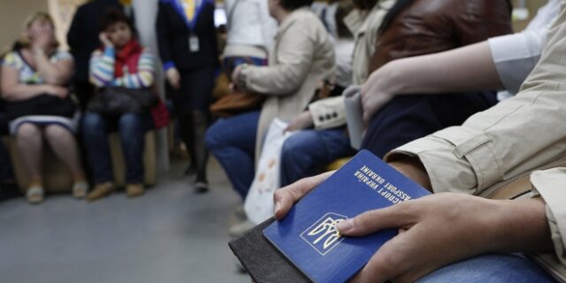 Κομισιόν: Απλούστερη διαδικασία για βίζες – Προϋπόθεση η συνεργασία στο μεταναστευτικό