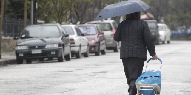 Παροδικές νεφώσεις και βροχές κυρίως στα δυτικά και το Ανατολικό Αιγαίο