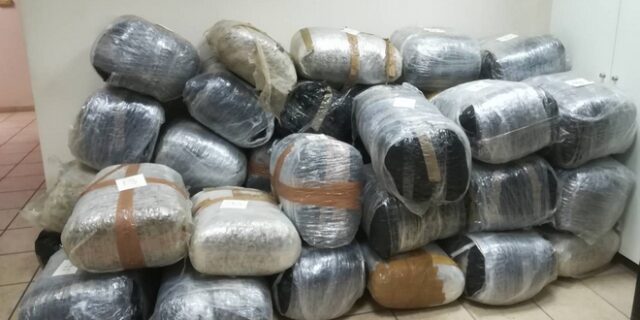 Θεσπρωτία: Τον έπιασαν να μεταφέρει 424 κιλά χασίς με ταχύπλοο