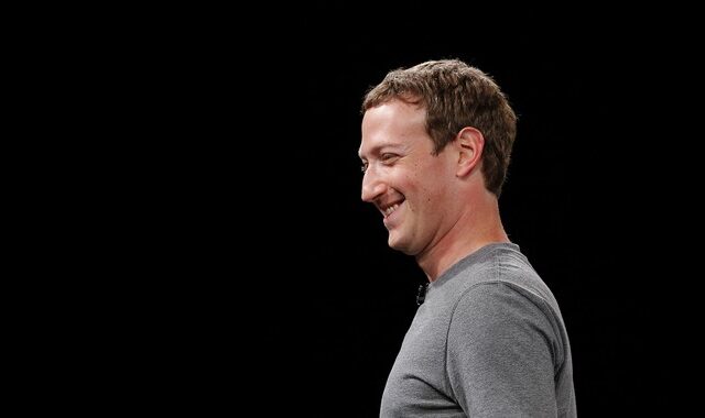 Ομολογία Ζάκερμπεργκ για το σκάνδαλο του Facebook: Θα χρειαστούμε χρόνια να λύσουμε το πρόβλημα