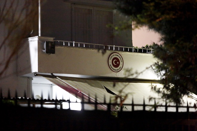 Καταδικάζει το Υπ. Προστασίας του Πολίτη την επίθεση στο τουρκικό Προξενείο-4 προσαγώγες