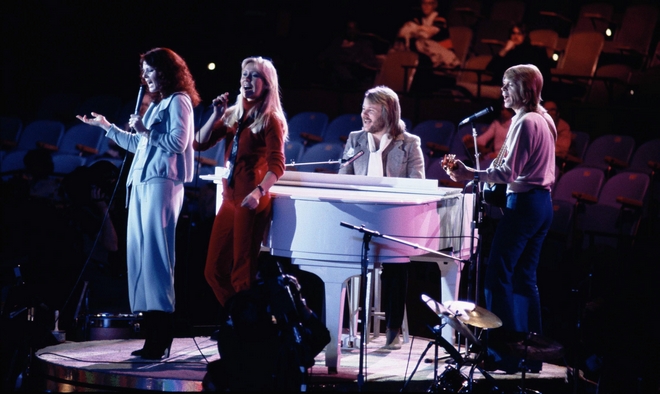 Mamma Mia: Οι ABBA κυκλοφορούν νέα τραγούδια