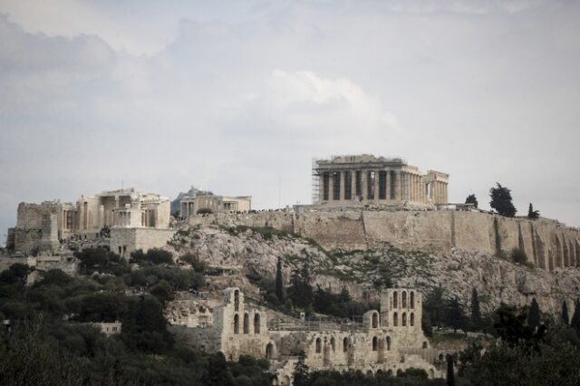 Το ΚΑΣ έβαλε “φρένο” στην ανέγερση του εννιαώροφου κτηρίου που έκρυβε την Ακρόπολη