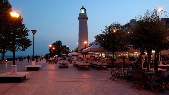 Όλη η Αλεξανδρούπολη θα φωτίζεται μόνο με LED φώτα