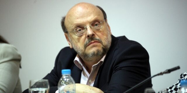 Αντώναρος: Ο Καραμανλής έχει μια εύγλωττη σιωπή. Ας φανταστεί κανείς τι θα γινόταν αν άνοιγε το στόμα του