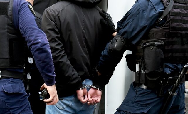 Κατερίνη: Έκλεψαν με ριφιφί ηλεκτρονικές συσκευές αξίας 5.000 ευρώ
