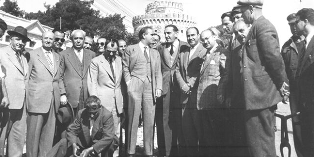 Όταν ο Καραμανλής ξήλωσε το τραμ νύχτα μετά από κόντρα με τους Βρετανούς