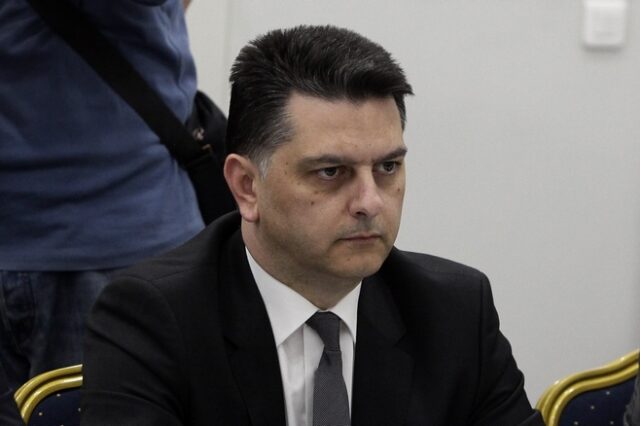 Τι σημαίνει η αποχώρηση Μπεκίρη από το επιτελείο Μητσοτάκη