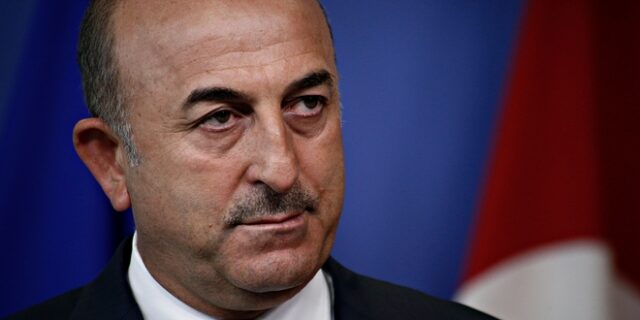 Κυπριακό: Συνομοσπονδία ή δύο κράτη πρότεινε ο Τσαβούσογλου