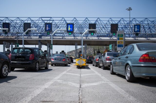 Τα μέτρα της Τροχαίας και της ΕΛ.ΑΣ. για την έξοδο του Πάσχα – Πού θα συναντήσετε κίνηση