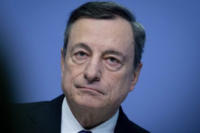 Ντράγκι: Τέλος και επίσημα το QE – Σταθερά τα επιτόκια ως το τέλος του καλοκαιριού