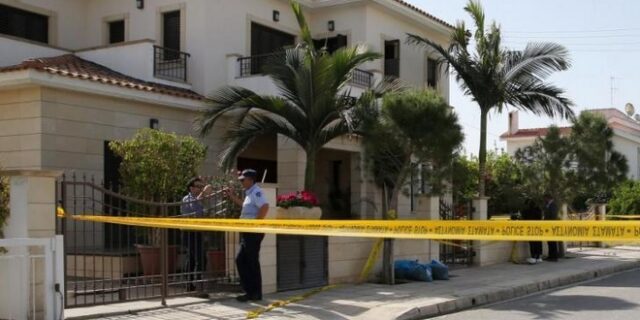 Διπλό έγκλημα στην Κύπρο: Βρέθηκαν ρούχα και φονικό όπλο – Κατονομάστηκε 2ος ύποπτος