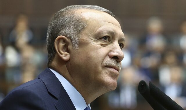 Εκλογές στην Τουρκία: Τι δείχνουν οι πρώτες δημοσκοπήσεις για τη “βέβαιη” νίκη του Ερντογάν