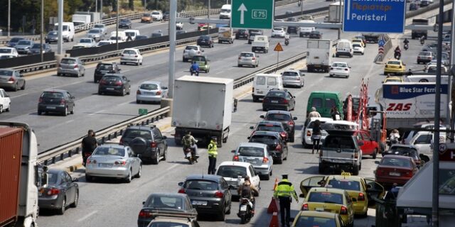 Όπου φύγει – φύγει: Αυξημένη η κίνηση στο εθνικό οδικό δίκτυο