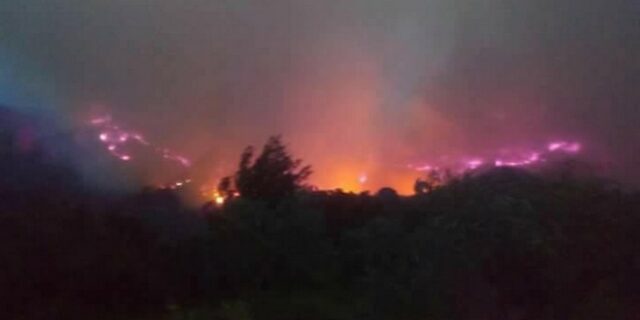 Προς ολονύχτια μάχη με τις φλόγες και τους ανέμους στην Φρίξα Ηλείας