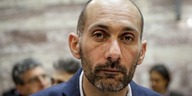 Πάλλης: Προμελετημένη δράση φασιστοειδών η επίθεση κατά μεταναστών στη Λέσβο