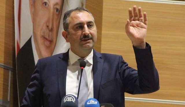 Τούρκος Υπουργός Δικαιοσύνης: “Η Ελλάδα έχει γίνει τόπος συγκέντρωσης εγκληματιών”