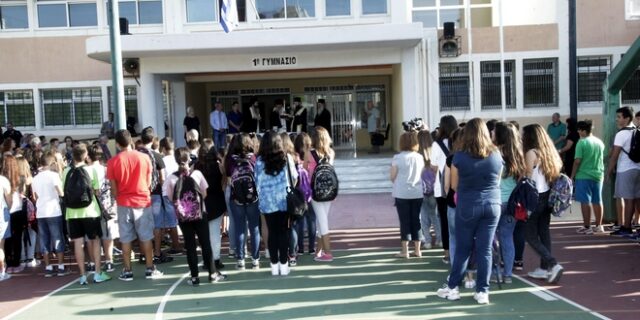 Παρατείνεται το σχολικό έτος σε Γυμνάσια – Λύκεια