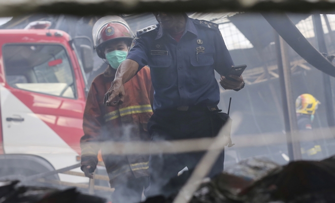 Ινδονησία: Τουλάχιστον 10 νεκροί εξαιτίας πυρκαγιάς σε πετρελαιοπηγή