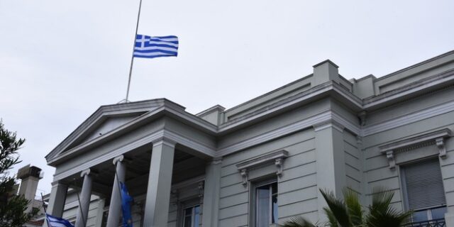 Να σταθεί στο ύψος των περιστάσεων καλούν κύκλοι του ΥΠΕΞ τη ΝΔ