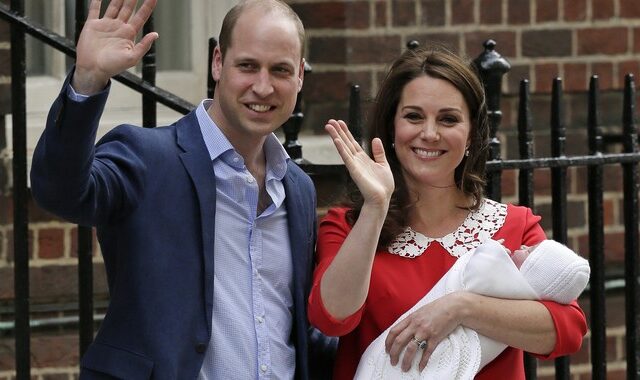 Η πρώτη δημόσια εμφάνιση του νεογέννητου πρίγκιπα – Εξιτήριο πήρε η Κέιτ