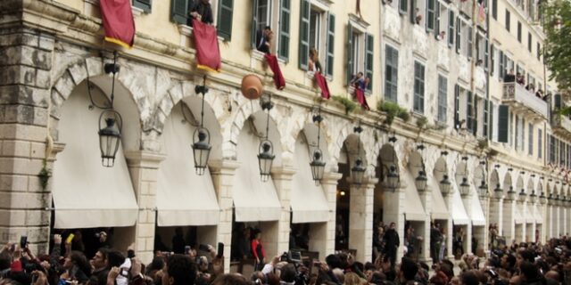 Θετικά μηνύματα για την τουριστική κίνηση του Πάσχα- Σε ποιες περιοχές αγγίζει το 100% η πληρότητα
