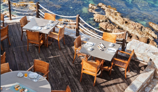 Γεύσεις από το πιο ρομαντικό ξενοδοχείο της Ελλάδας