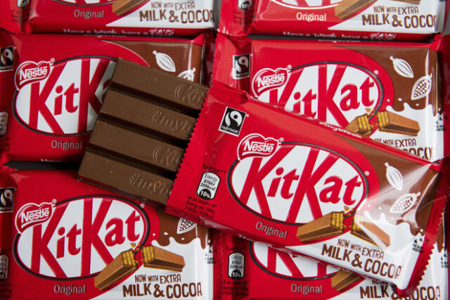 KitKat: Η Nestle χάνει το “σήμα κατεθέν” της σοκολάτας στην Ευρώπη (και) λόγω Ελλάδας