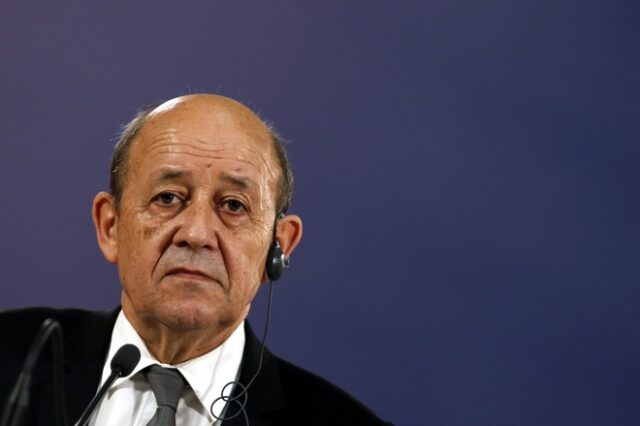 Η Γαλλία θα αναλάβει πρωτοβουλίες “από τη Δευτέρα” για τη Συρία